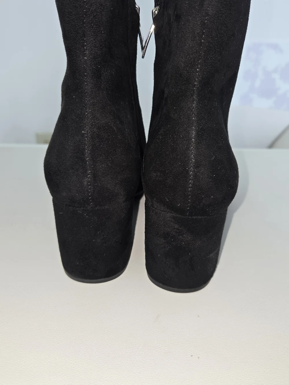 Marc Fisher Comfy Black Suede Ankle Booties with Side Zip - Size 8M 2.5 Heel